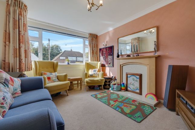 Sandhurst Avenue, Stourbridge photo 3