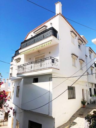 Thumbnail Apartment for sale in Canillas De Aceituno, Andalusia, Spain