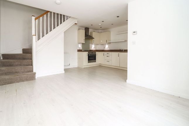 32 Chislehurst Place, Bedford photo 4