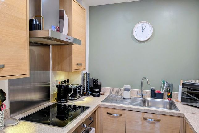 34 Piazza House, Cannons Wharf, Tonbridge photo 3