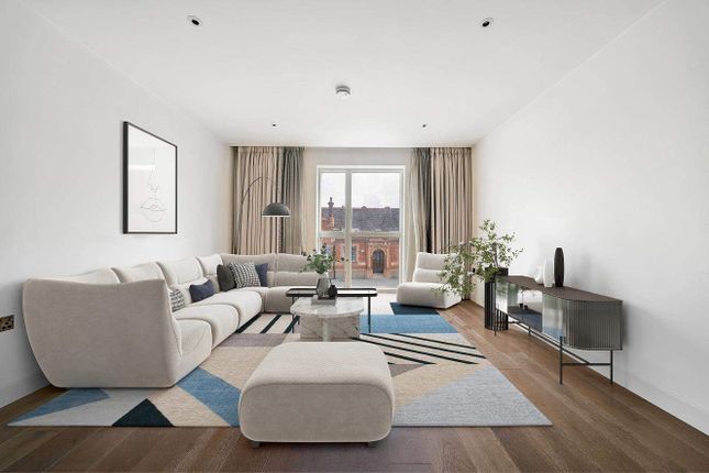 Thumbnail Flat for sale in Fulham High Street, London