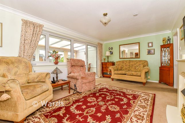 58, The Fairway, Dymchurch photo 3