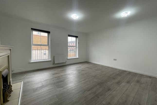 2, Armoury Drive, Cardiff photo 5