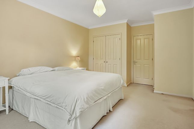 Flat for sale in Southacre Drive, Cambridge