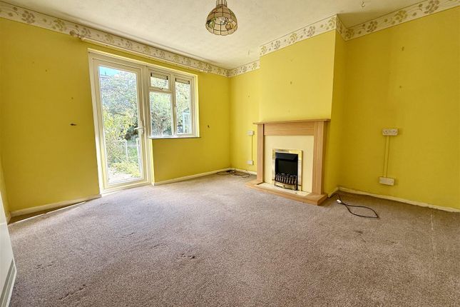 25, Wessex Road, Chippenham photo 4