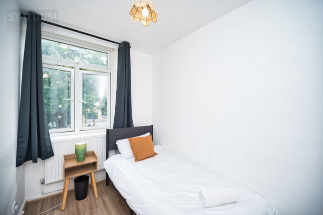 6, Old Church Road, East London photo 4