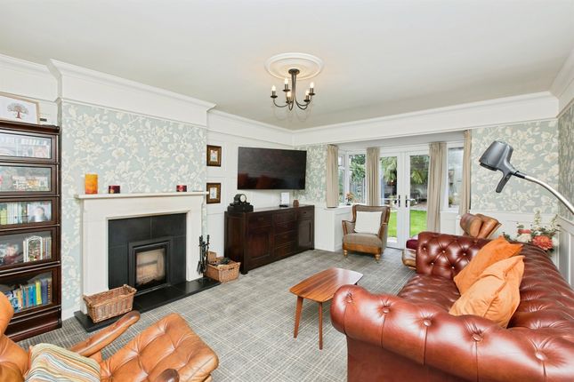 8, Brecon Close, Derby photo 2