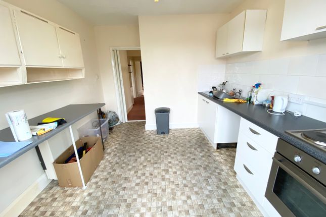 Top Flat, 168, Upper Brighton Road, Worthing photo 3