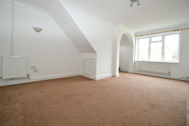 Hayward Close, Clevedon photo 2