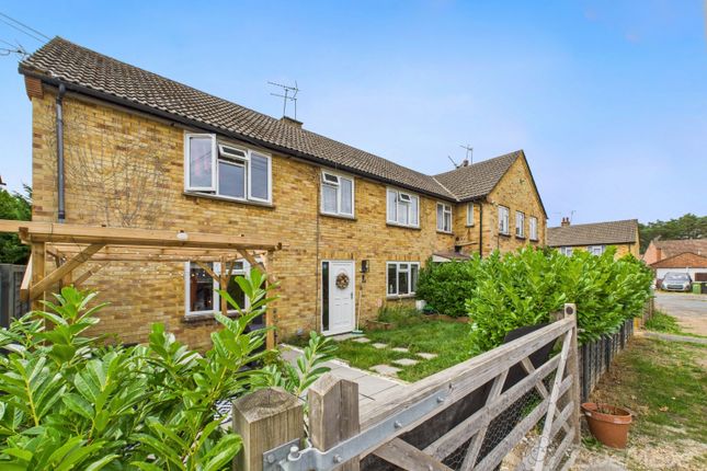 20, SUTTON FIELD, BORDON photo 3