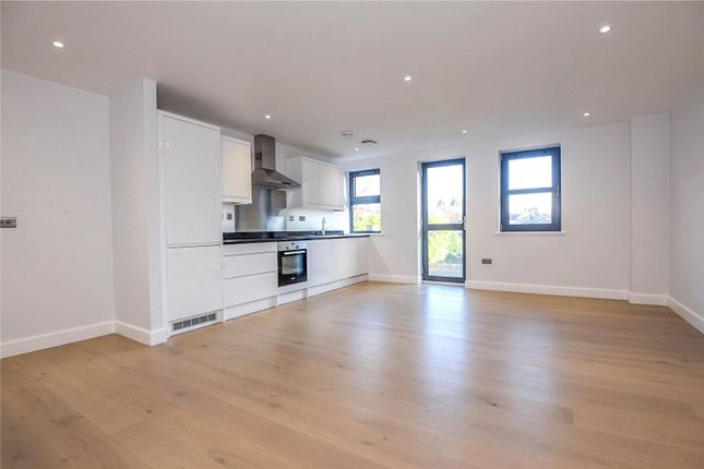 Finchampstead Road, Wokingham photo 2