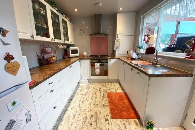10 Old Kirk Road, Dunfermline photo 2