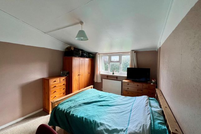 Flat for sale in Forest View Road, Berkeley