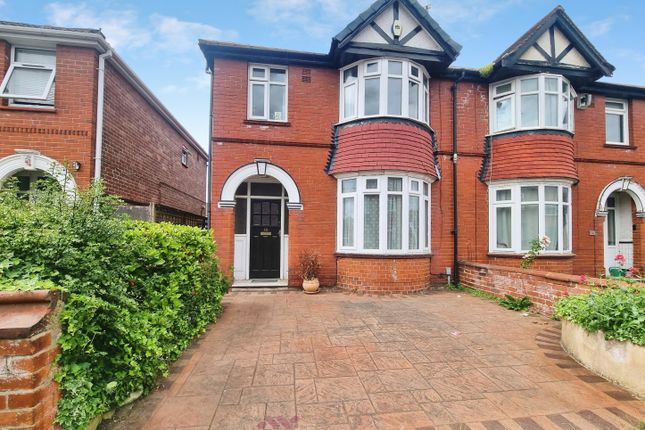 3-bed house on 16, Holyrood Road, Doncaster, £130,000