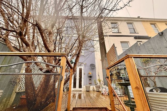 4-bed terraced on 38a, Alexandra Road, Plymouth, £230,000
