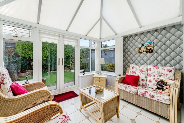 4 Wedgewood Drive, Widnes photo 3