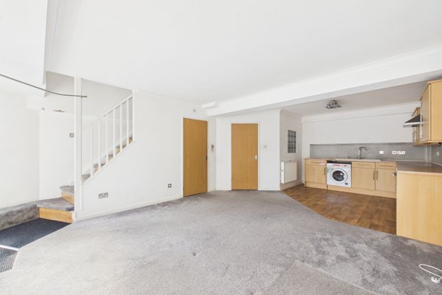 3, Ross Street, Plymouth photo 5
