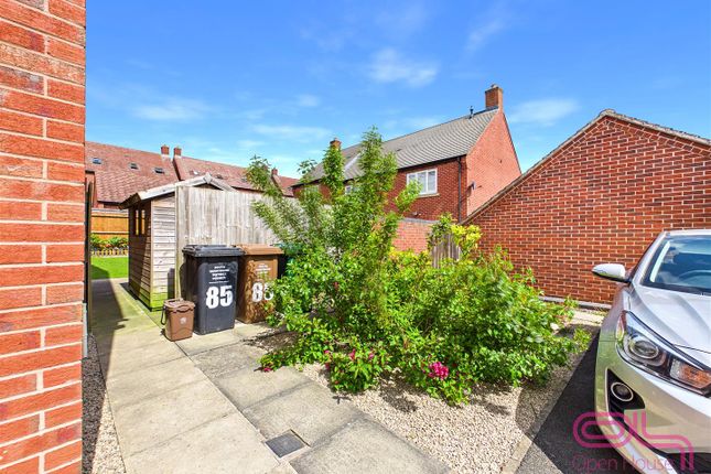 85, Hope Way, Swadlincote photo 3