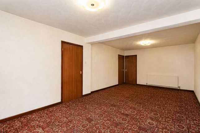 22, Wayne Street, Pontypridd photo 4