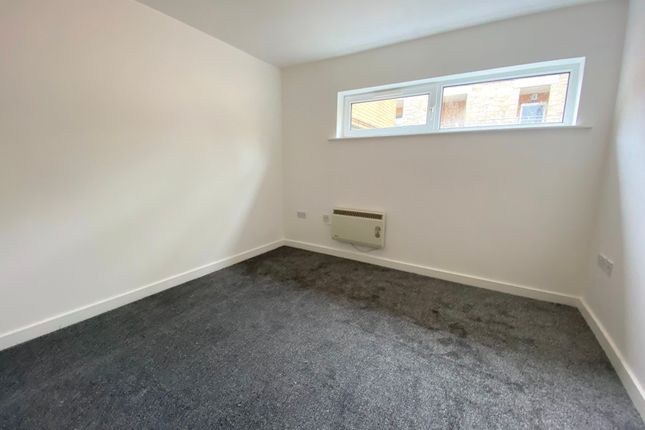 23 Spencers Wood, Bolton photo 4