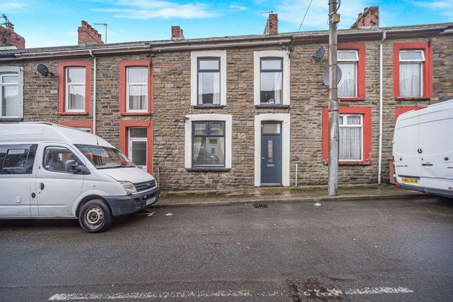 107, Commercial Street, Caerphilly photo 3