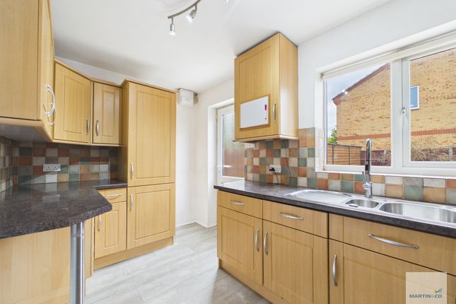 10, Piper Close, Nottingham photo 2
