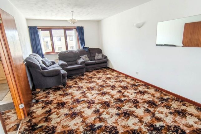 5, Lundy Drive, Bude photo 3
