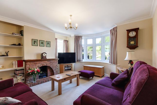 8, Woodfield Avenue, Hildenborough photo 4