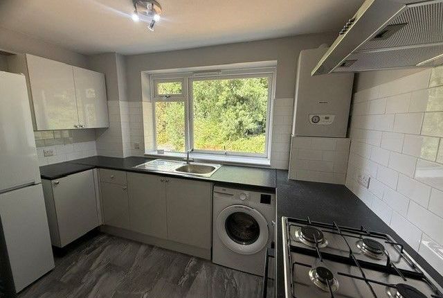 113, Hillside Road, Whyteleafe photo 3