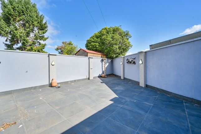 Campion Road, TW7 5HS, Isleworth photo 4