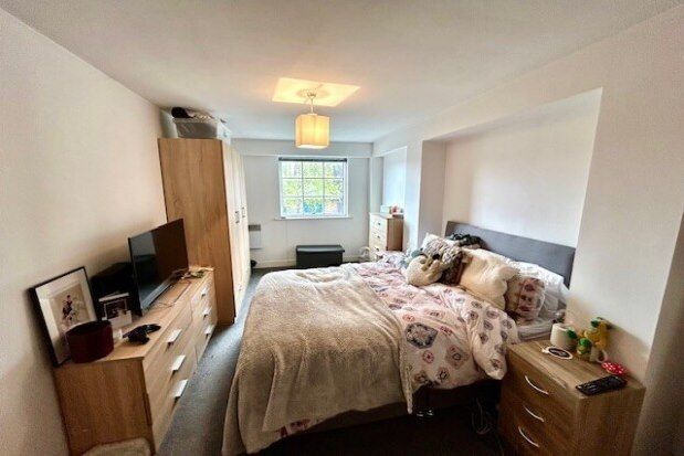Flat to rent in Wharton Court, Chester