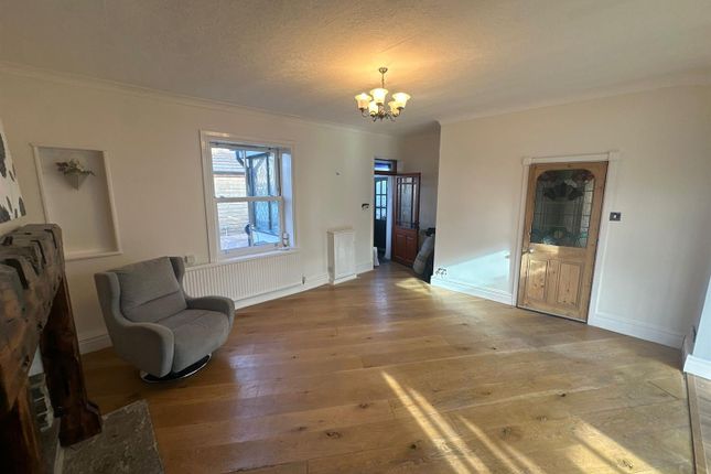 Property to rent in Wyke Lane, Wyke, Bradford