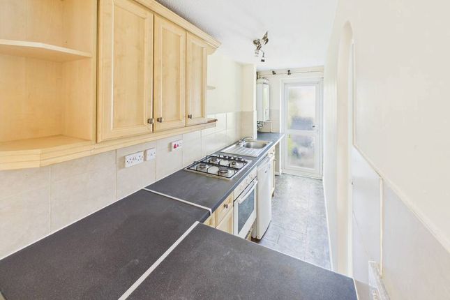 332, Oaktree Crescent, Bristol photo 4