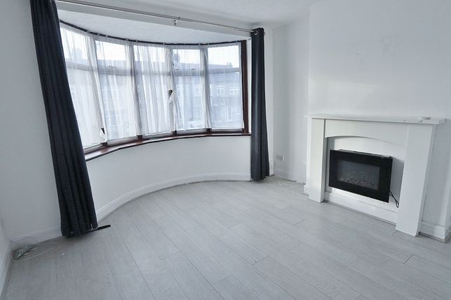 Seymer Road, Romford photo 3
