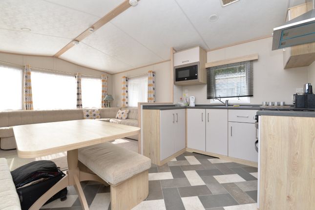 Mobile/park home for sale in Chestnut, Bashley Park, Sway Road, New Milton
