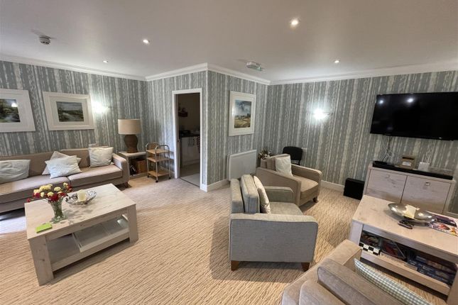 Flat for sale in 29 The Sycamores, 16 The Muirs, Kinross