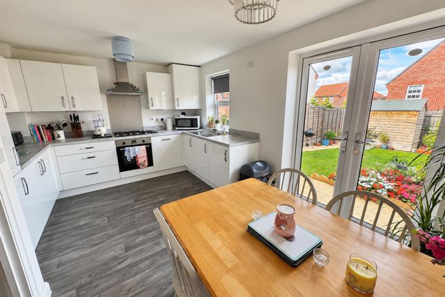 Manor Road, Newent photo 2