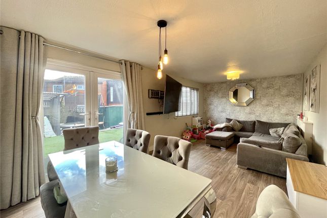 10, Fleetwood Walk, Runcorn photo 4
