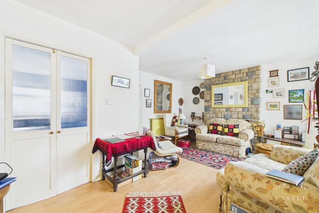 31, Alexander Avenue, Earl Shilton photo 4