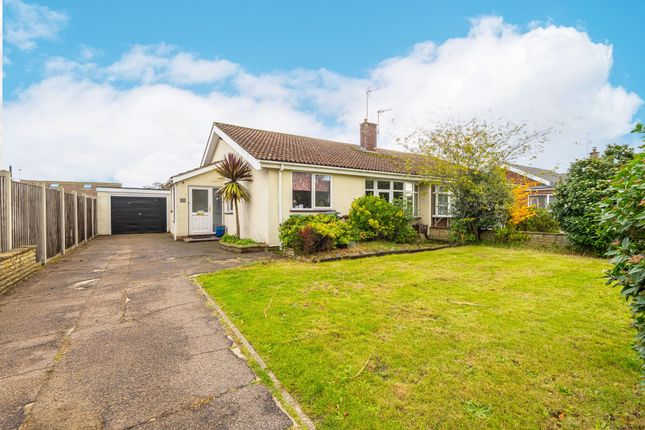 3-bed bungalow on 28, Caystreward, Great Yarmouth, £250,000