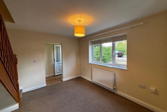 2a, Speyside Close, Carterton photo 3