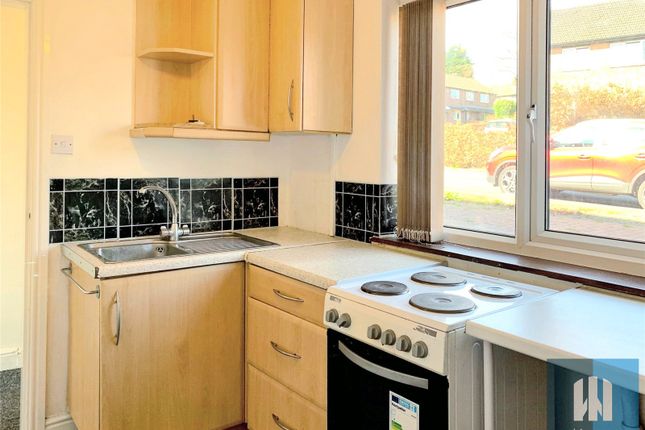 25a, Northway, Mirfield photo 2