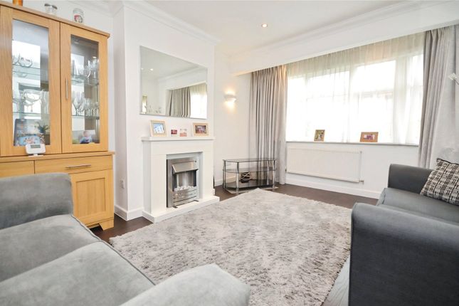 61, Windermere Avenue, Hornchurch photo 2