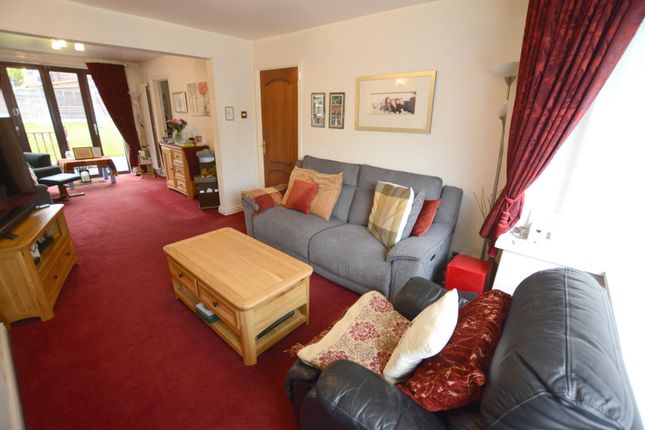 21, Church Avenue, Denton photo 4