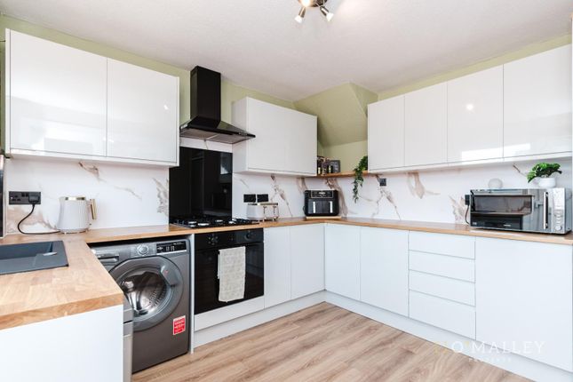 2, Brandyhill, Sauchie photo 4