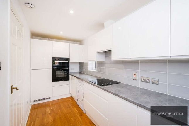 13 Maybury Close, Loughton photo 3