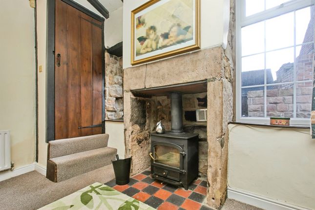 Weavers Cottage, Well Yard, Belper photo 3