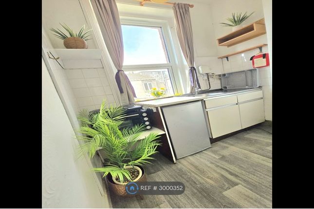 Flat, St Michaels Rd Westcliff, Bournemouth photo 3