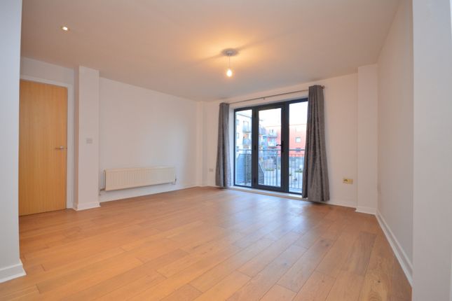 Double Bedroom Apartment To Rent