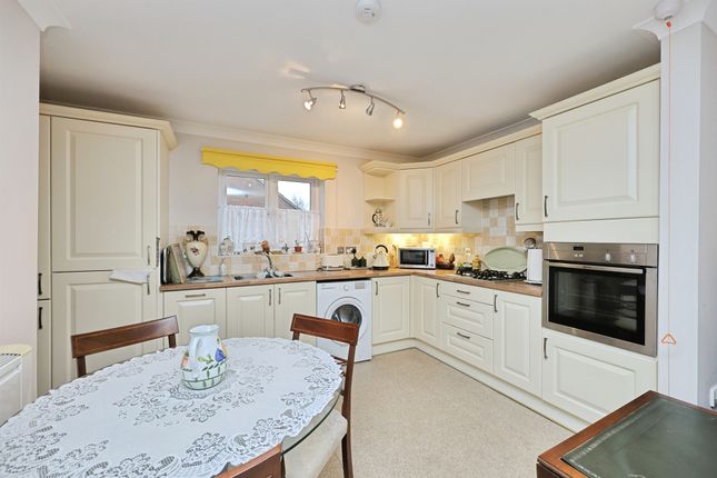 3, Lilac Mews, Dereham photo 2